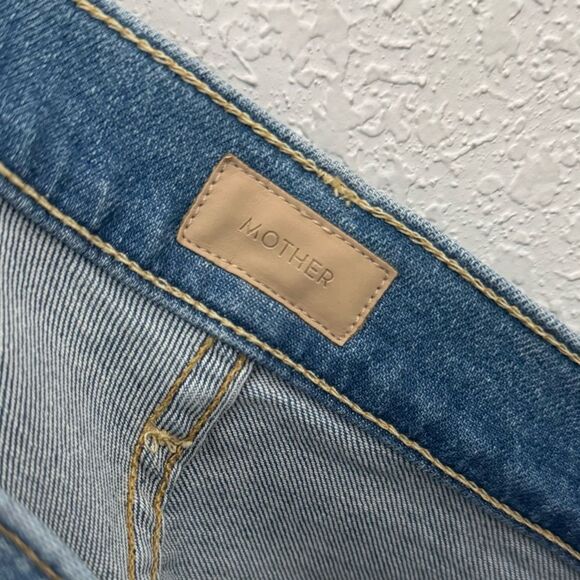 MOTHER The Fly Cut Stunner Fray Jeans in Final Frontier Medium Wash Size 24 - Picture 9 of 13